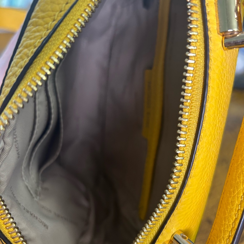 Michael Kors Mott Mini Crossbody Sunflower Yellow - Picture 7 of 7